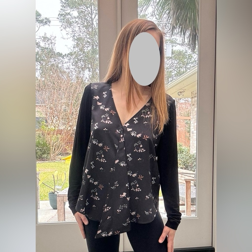 Black floral blouse with floral print - Picture 4 of 6